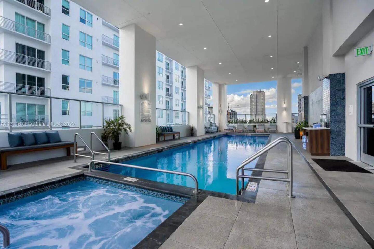 2 Bedrooms Design Condo Downtown Miami Pool And Gym 外观 照片